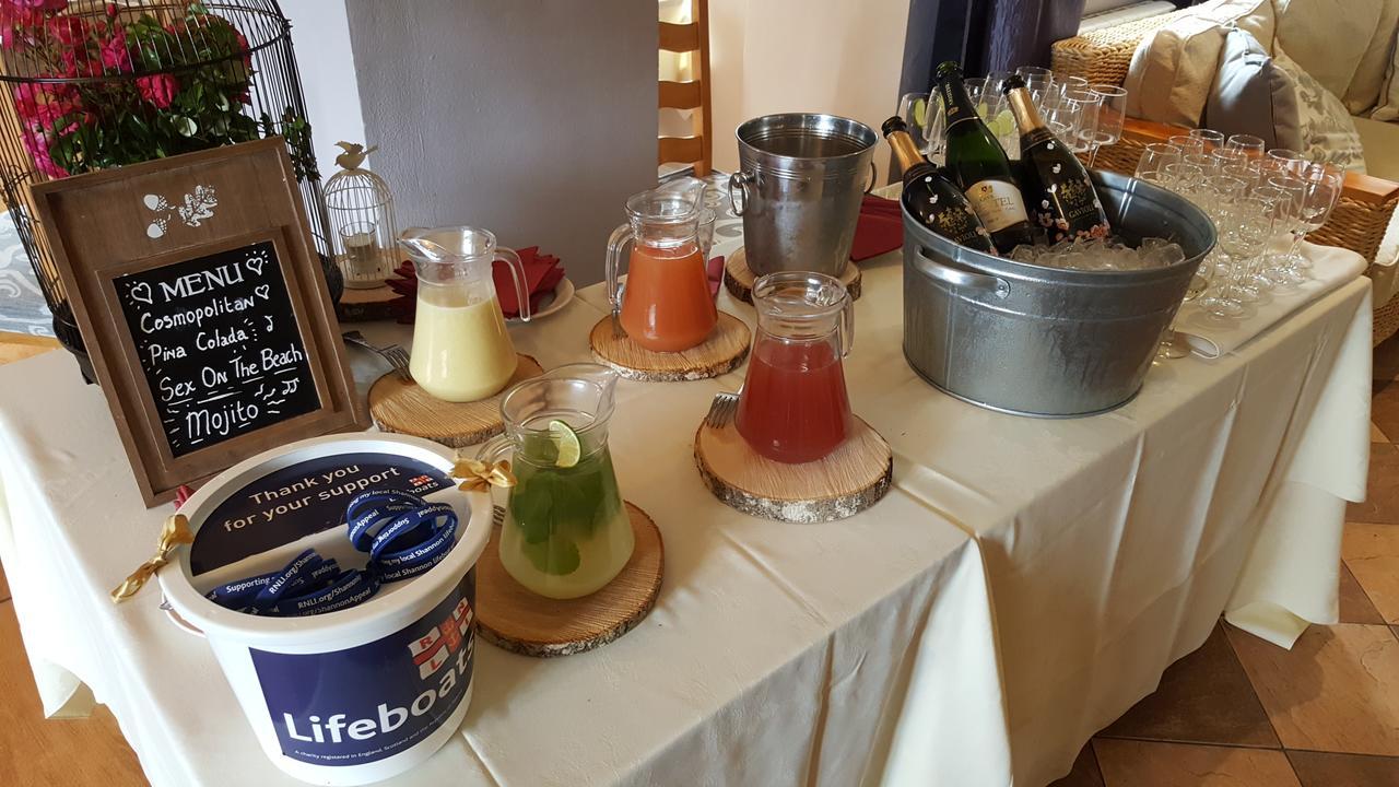 Inisheer Hotel  Buitenkant foto